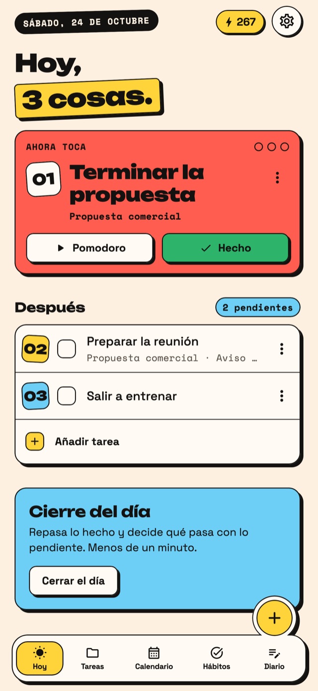 Pantalla Hoy de Agenda: «Ahora toca» en grande, las otras dos cosas del día debajo y el cierre del día.